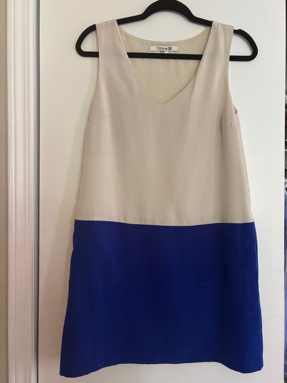 Forever 21 Colorblock V-Neck Shift Dress - Cream & Blue